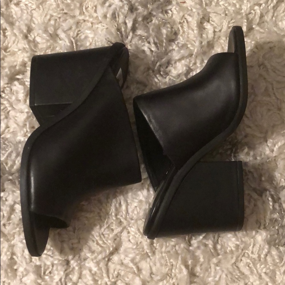 Dolce Vita Mules
